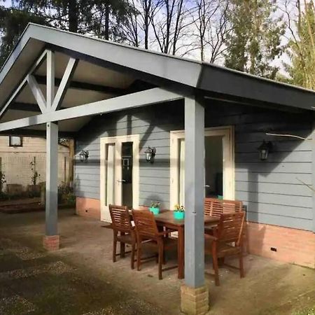 Heerlijk Huis In Een Prachtige Bosrijke Omgeving. Putten Luaran gambar