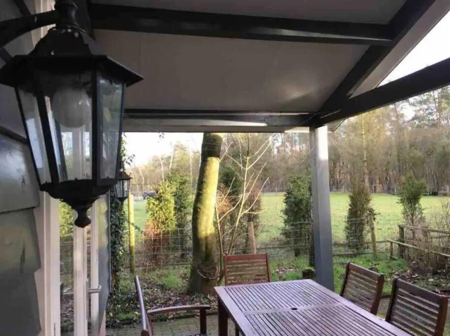 Heerlijk Huis In Een Prachtige Bosrijke Omgeving. Putten Luaran gambar